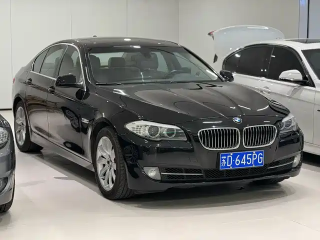 Bmw Bmw 5 Series (Imported) Bmw 5 Series Imported 2011 535i Leading Sports Model — фото