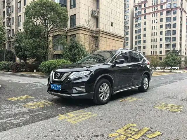 Nissan Qijun X-Trail 2020 2.0l Xl Its Cvt 2wd Intelligent Comfort Edition — фото