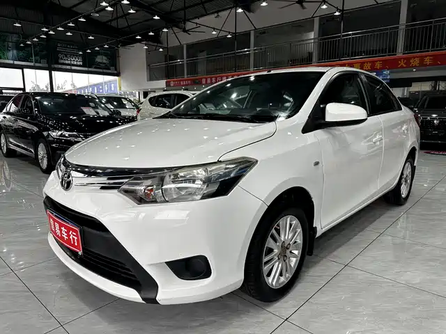 Toyota Vios Vios 2014 1.5l Automatic Smart Version — фото