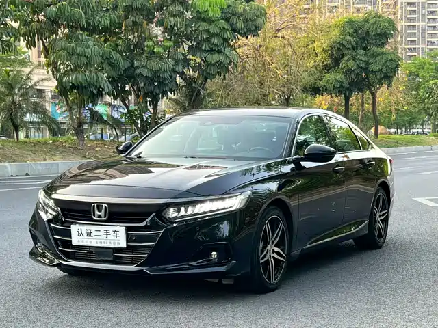 Honda Accord Accord 2022 260turbo Magic Night Premium Edition — фото