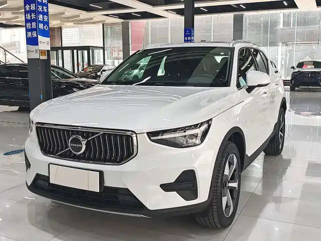 Volvo Volvo Xc40 Volvo Xc40 2024 B4 Four-Wheel Drive Zhiyuan Luxury Version — фото