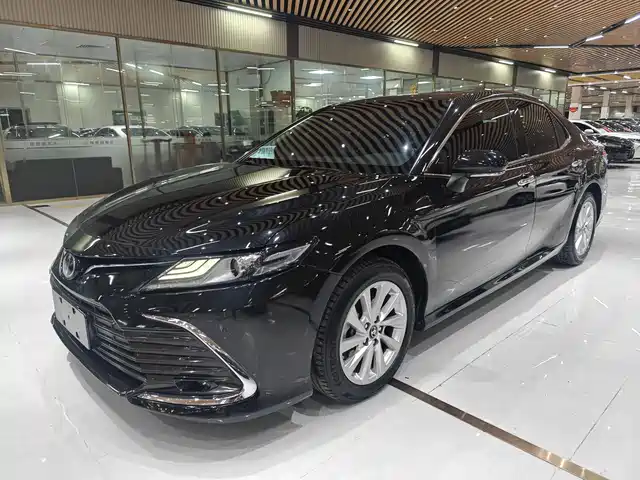Toyota Camry Camry 2021 2.0g Deluxe Edition — фото