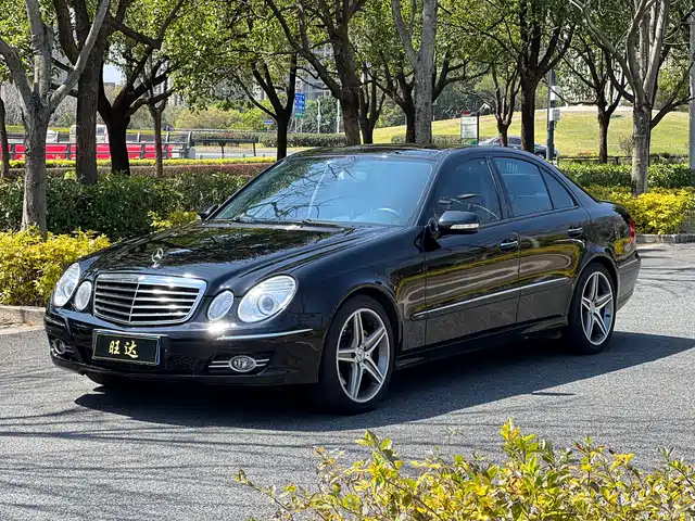 Mercedes-Benz Mercedes-Benz E-Class Mercedes-Benz E-Class 2008 E 280 Personalized Sports Edition — фото