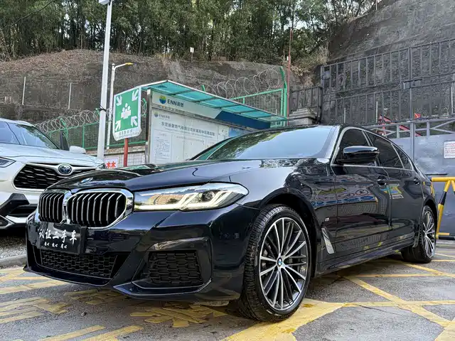 Bmw Bmw 5 Series Bmw 5 Series 2023 530li Leading M Sports Package — фото