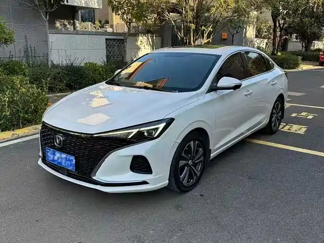 Chang'An Escape Eado 2021 Plus Blue Whale Ne 1.4t Gdi Dct Flagship Model — фото