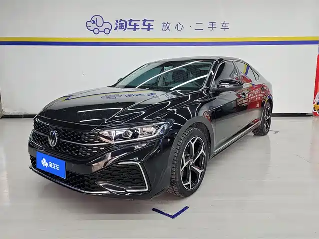 Volkswagen Passat Passat 2024 380tsi Starry Sky Deluxe Edition — фото