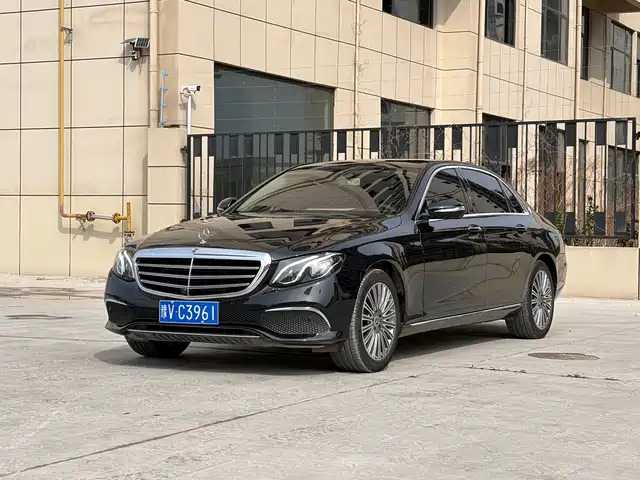 Mercedes-Benz Mercedes-Benz E-Class Mercedes-Benz E-Class 2020 E 300 L Luxury Model — фото