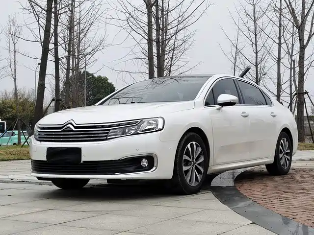Citroën Citroen C6 Citroen C6 2017 380thp Luxury Model