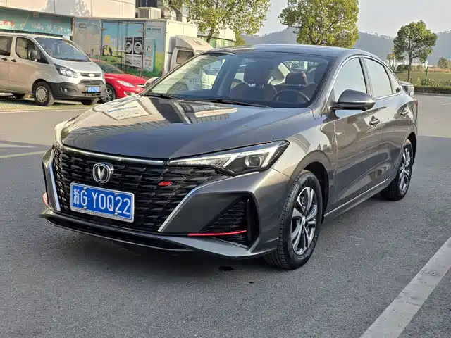 Chang'An Escape Eado 2024 Plus Blue Whale Ne 1.4t Gdi Dct High Energy Edition — фото