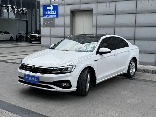 Volkswagen Lingdu Lingdu 2021 230tsi Dsg Fashion Edition