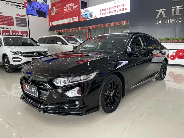 Honda Accord Accord 2022 260turbo Deluxe Edition — фото
