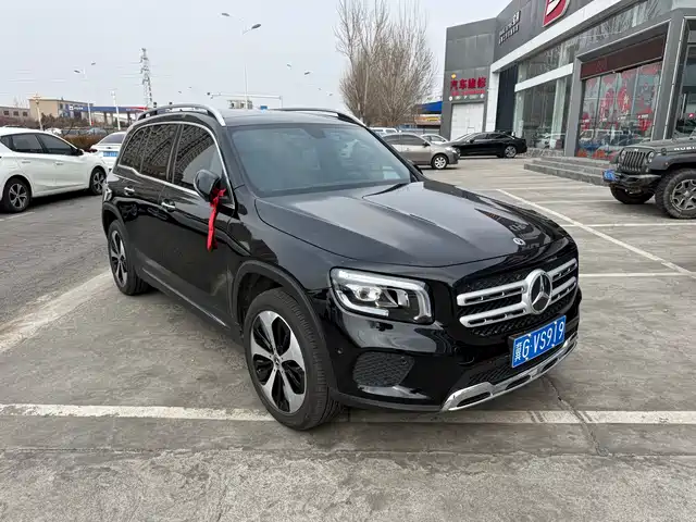 Mercedes-Benz Mercedes-Benz Glb Mercedes-Benz Glb 2022 Facelift Glb 200 Fashion Model — фото