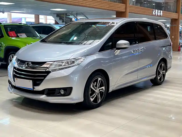 Honda Odyssey Odyssey 2015 Facelift 2.4l Smart Edition