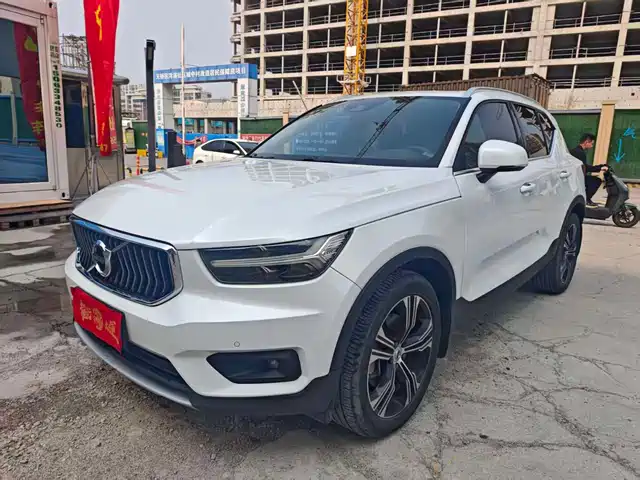 Volvo Volvo Xc40 Volvo Xc40 2020 T4 Four-Wheel Drive Zhiyuan Deluxe Edition — фото