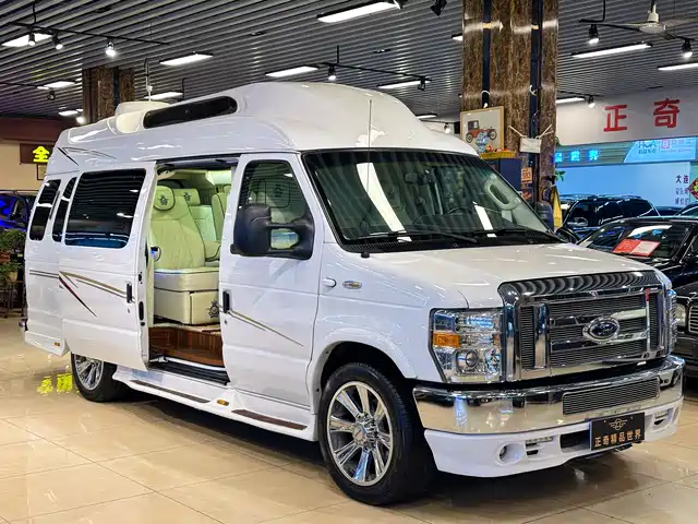 Ford Ford E350 Ford E350 2011 5.4l Platinum Limited Edition
