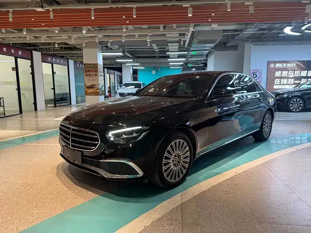 Mercedes-Benz Mercedes-Benz E-Class Mercedes-Benz E-Class 2022 Facelift Three E 300 L Sporty And Fashionable — фото
