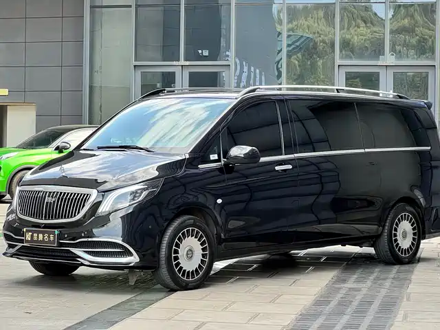 Mercedes-Benz Vito Vito 2023 2.0t Elite Edition 7 Seats — фото