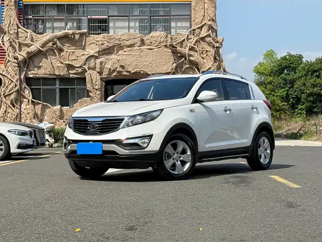 Kia Smart Running Zhipao 2014 2.0l Automatic Two-Wheel Drive Gls — фото