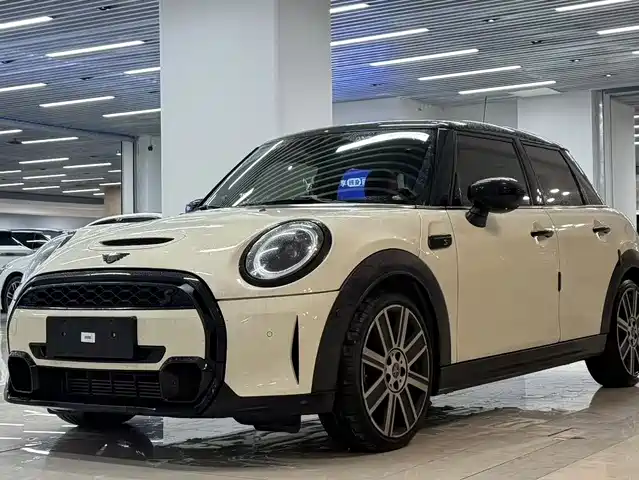 Mini Mini Mini 2022 2.0t Cooper S Black Label Special Edition Five-Door Edition — фото