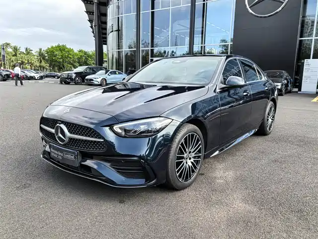 Mercedes-Benz Mercedes Benz C Class Mercedes-Benz C-Class 2024 Facelift Three C 260 L Sports Version — фото