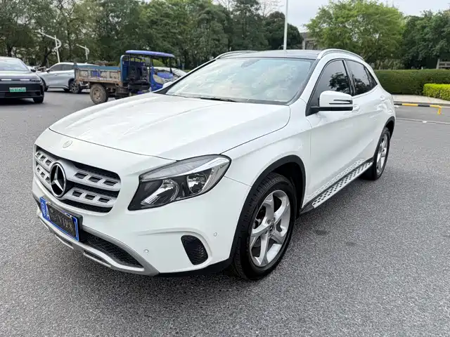 Mercedes-Benz Mercedes-Benz Gla Mercedes-Benz Gla 2017 Gla 200 Dynamic — фото