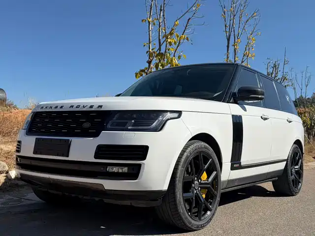 Land Rover Range Rover Range Rover 2015 3.0 Tdv6 Vogue — фото
