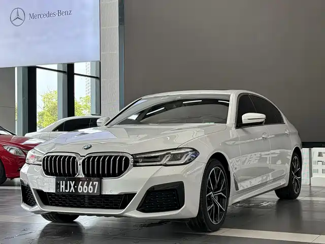 Bmw Bmw 5 Series Bmw 5 Series 2021 530li Exclusive M Sports Package — фото
