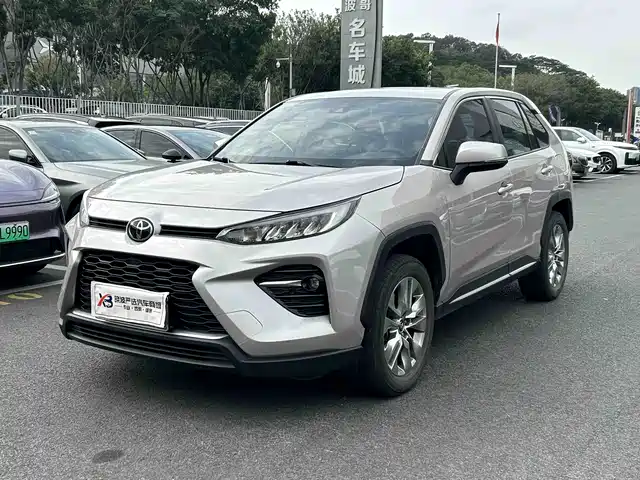 Toyota Willanda Wilanda 2020 2.0l Cvt Two-Wheel Drive Leading Version — фото