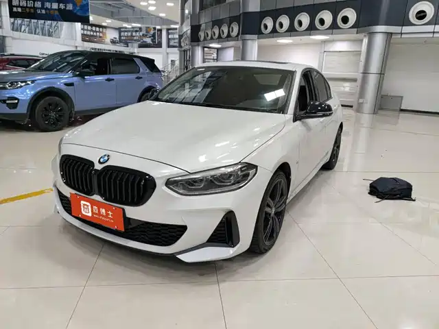 Bmw Bmw 1 Series Bmw 1 Series 2023 125i M Sports Night Edition — фото