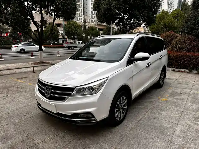 Baojun Baojun 730 Baojun 730 2019 1.5l Manual Fashion 7 Seats National V — фото