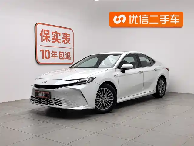 Toyota Camry Camry 2024 Shuangqing 2.0hgvp Deluxe Edition — фото