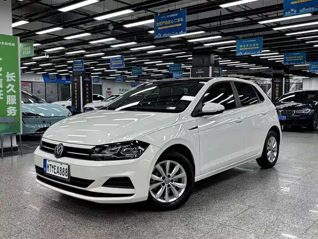 Volkswagen Polo Polo 2019 Plus 1.5l Automatic Colorful Technology Edition — фото