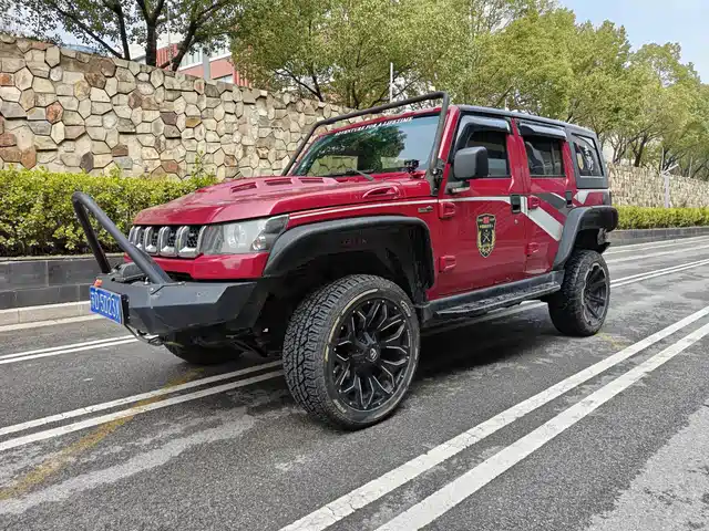 Beijing Cross Country Beijing Off-Road Bj40 Beijing Off-Road Bj40 2017 40l 2.3t Automatic Four-Wheel Drive Ring Tower Championship Version — фото