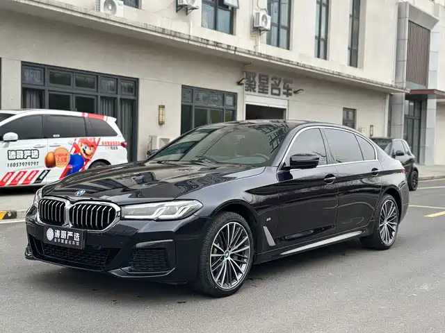 Bmw Bmw 5 Series Bmw 5 Series 2023 Facelift 530li Leading M Sports Package — фото