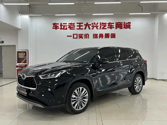 Toyota Highlander Highlander 2024 380t Four-Wheel Drive Premium Version 7 Seats — фото