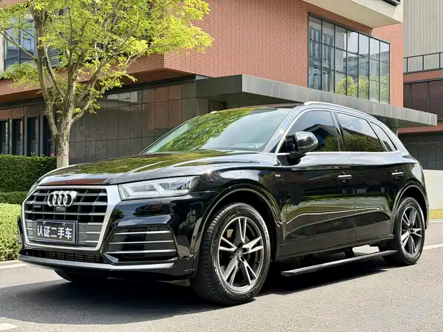 Audi Audi Q5l Audi Q5l 2020 45 Tfsi Exclusive Fashion Model — фото
