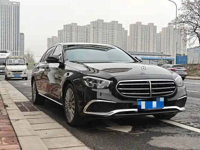 Mercedes-Benz Mercedes-Benz E-Class Mercedes-Benz E-Class 2021 E 300 L Luxury Model
