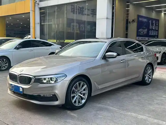 Bmw Bmw 5 Series Bmw 5 Series 2018 528li Special Edition Launched — фото