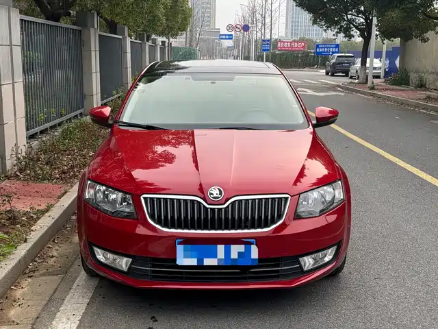 Skoda Octavia Octavia 2015 1.6l Manual Yijun Edition