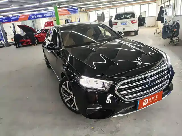 Mercedes-Benz Mercedes-Benz E-Class Mercedes-Benz E-Class 2024 Facelift E 300 L Fashionable Model — фото
