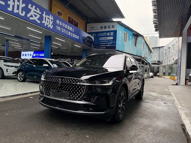 Lincoln Navigator Voyager 2023 2.0t Four-Wheel Drive Exclusive Edition — фото