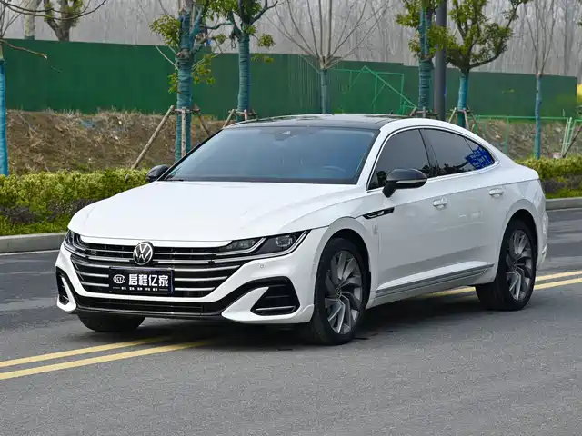 Volkswagen Faw-Volkswagen Cc Faw-Volkswagen Cc 2023 380tsi Eye-Catching Version — фото
