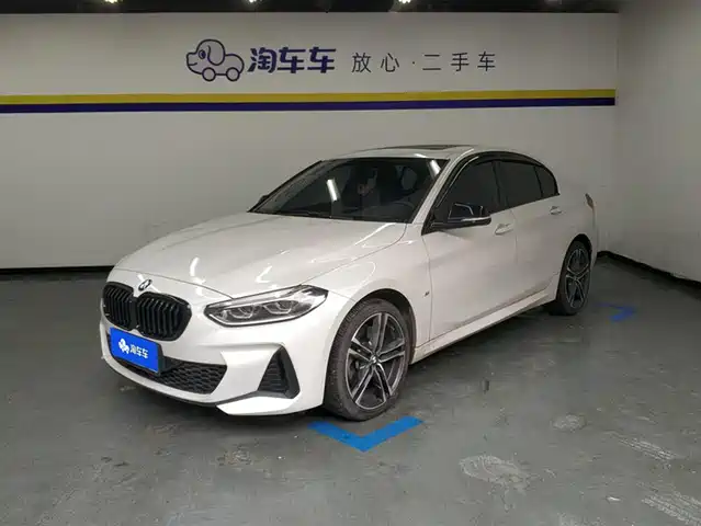 Bmw Bmw 1 Series Bmw 1 Series 2021 125i M Sports Night Edition — фото