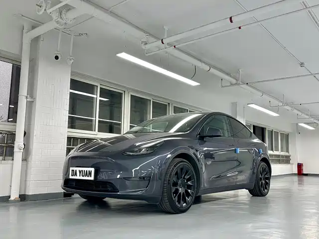 Tesla Model Y Model Y 2022 Facelift, Long-Range All-Wheel Drive Version — фото