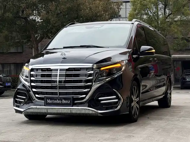Mercedes-Benz Mercedes Benz V Class Mercedes-Benz V-Class 2024 V 300 L Long Wheelbase Luxury Edition — фото