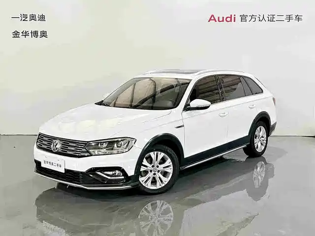 Volkswagen C-Trek Weiling C-Trek Weiling 2018 230tsi Dsg Comfort Model — фото