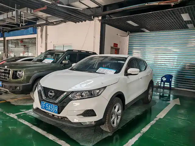 Nissan Qashqai Qashqai 2019 2.0l Cvt Deluxe Edition — фото