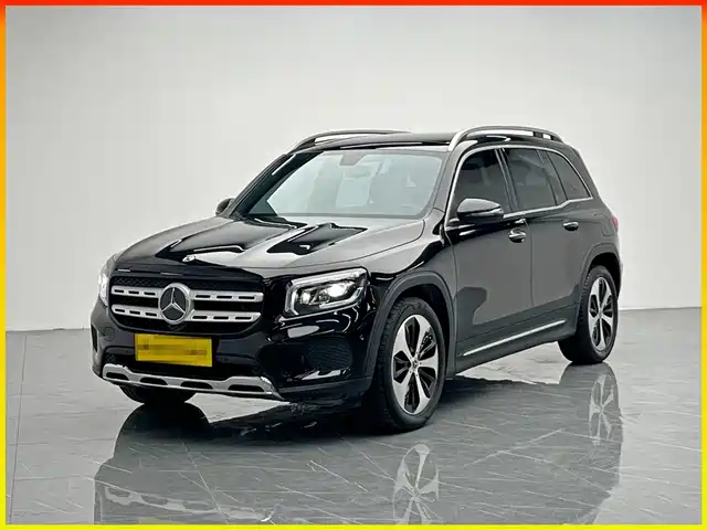 Mercedes-Benz Mercedes-Benz Glb Mercedes-Benz Glb 2022 Glb 220 Fashion Model — фото
