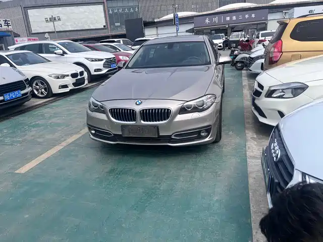 Bmw Bmw 5 Series Bmw 5 Series 2014 525li Luxury Design Package — фото