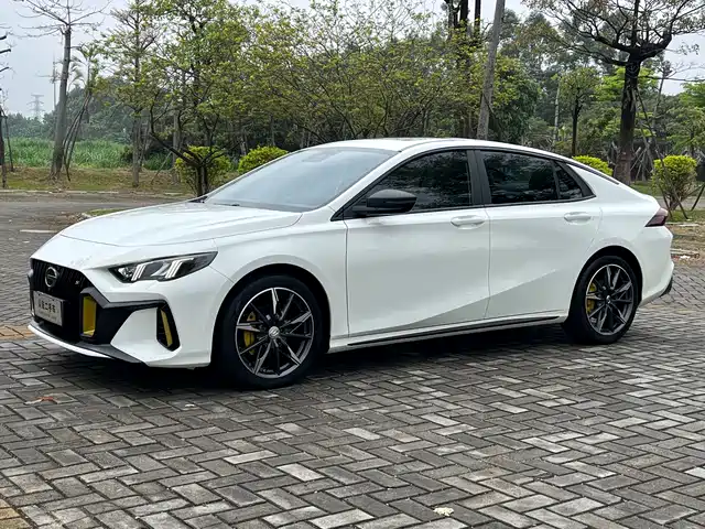 Gac Trumpchi Shadow Leopard Shadow Leopard 2023 270t Dct J11 Version — фото